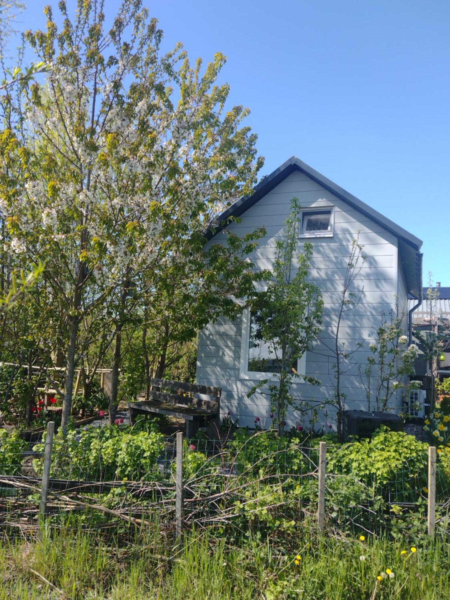 Tuinhuisje In Het Groen Almere Bagian luar foto